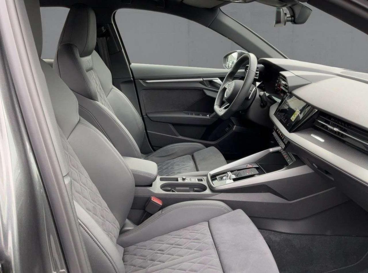Audi RS3 Sportback 2.5 tfsi quattro s-tronic