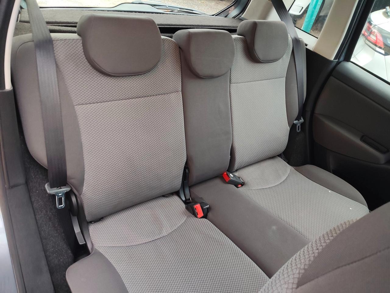 FIAT IDEA OTTIMA PER FAMIGLIA OK NEOPATENTATI!