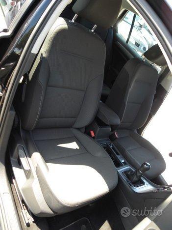 Volkswagen Golf Volkswagen Golf 7 - 1.6 TDI 5p. Comfortline BlueMotion