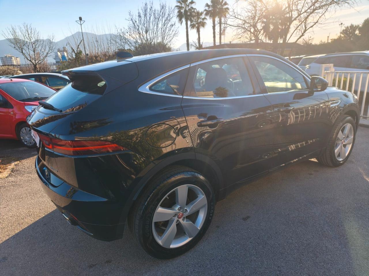 JAGUAR E-PACE R-DYNAMIC AWD 150CV FULL