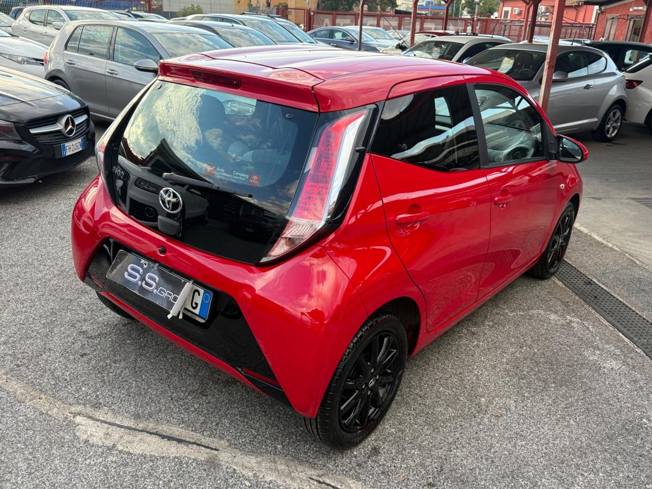 Aygo 1.0 ( 25 mila km ) unipro-automatica-neopatentati