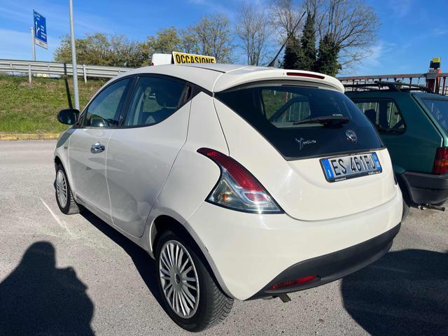 LANCIA Ypsilon 1.2 69 CV 5 porte Silver