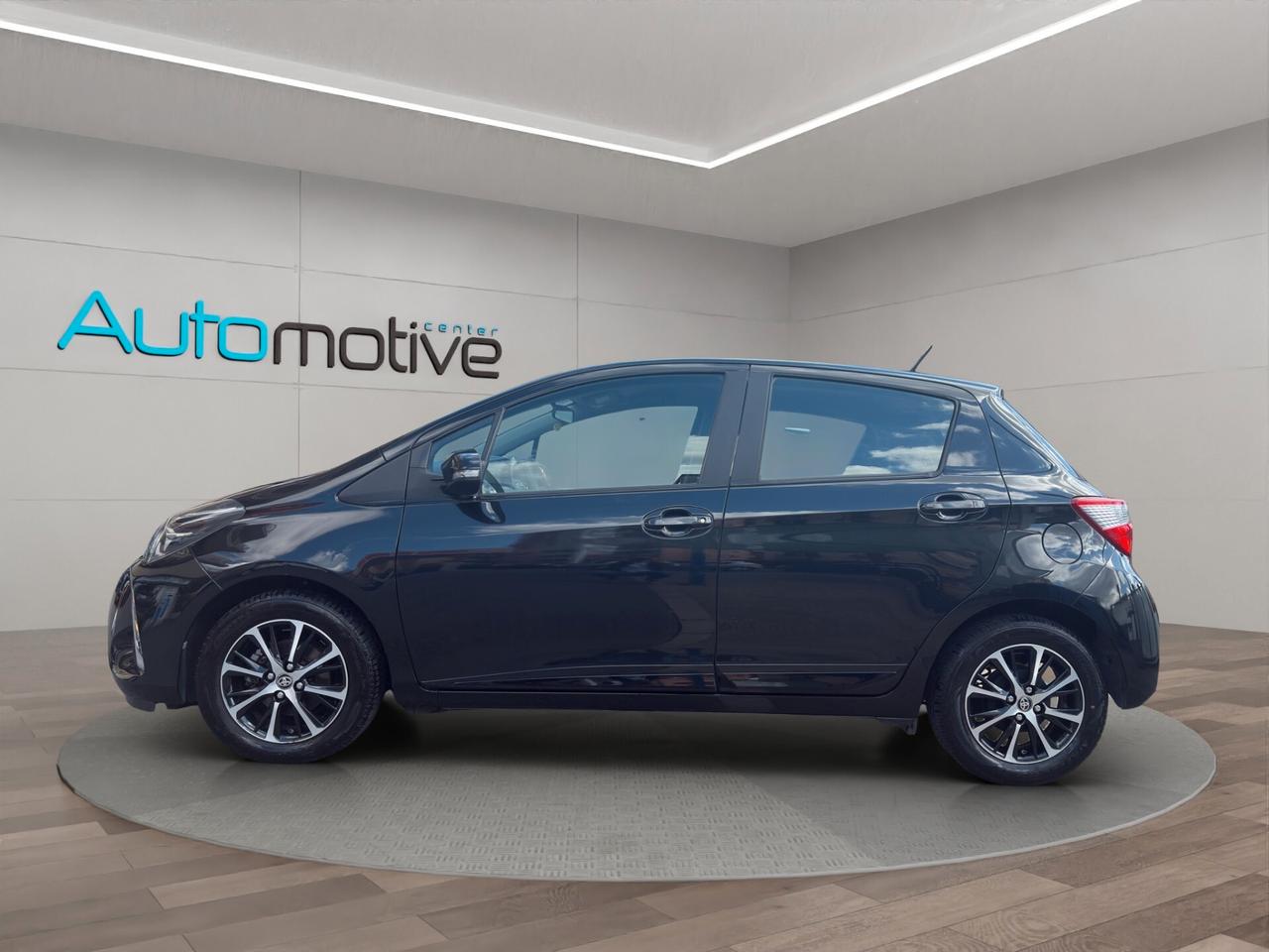 Toyota Yaris 1.0 72 CV 5 porte Active