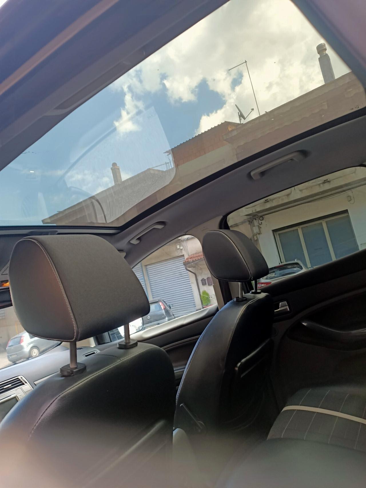 Ford Kuga 2.0 TDCi 136 CV 4WD TITANIUM 2009