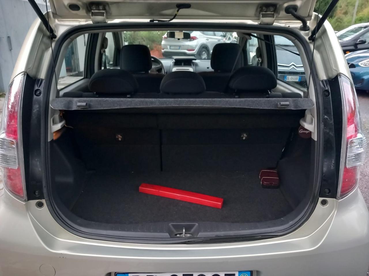 Daihatsu Sirion 1.0 Hiro