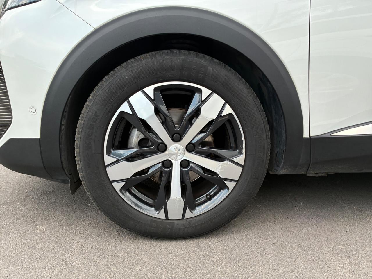 Peugeot 3008 1.5HDI EAT8 GT Line - 2021