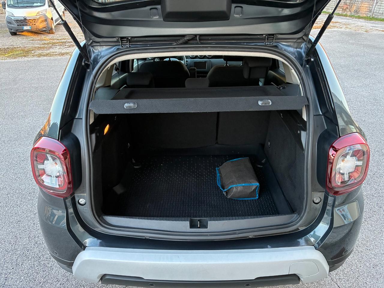 Dacia Duster 1.0 TCe 100 CV ECO-G 4x2 15th Anniversary