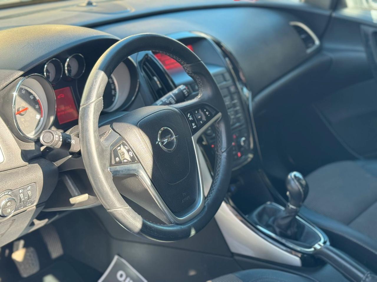 Opel Astra 1.4 Turbo 140CV 5 porte GPL Tech Cosmo
