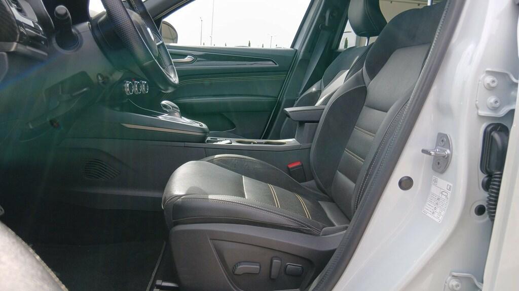 Renault Arkana 1.6 E-Tech full hybrid E-Tech Engineered Fast Track Auto