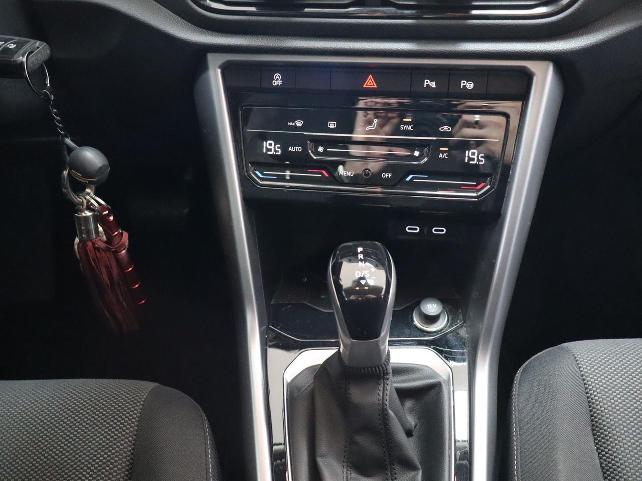 Volkswagen T-Roc Life 1.5 TSI #10674