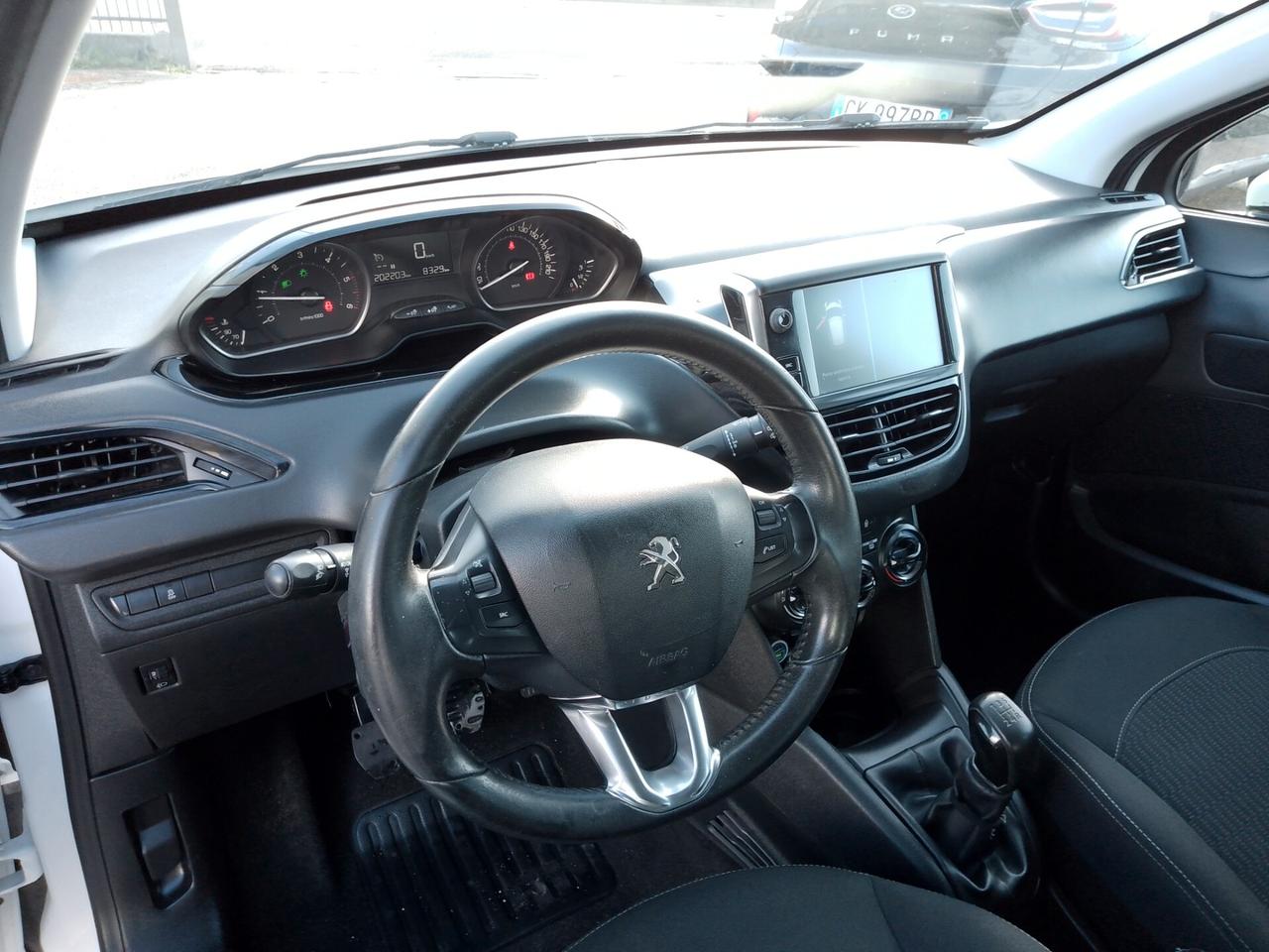 Peugeot 208 BlueHDi 75 5 porte Allure