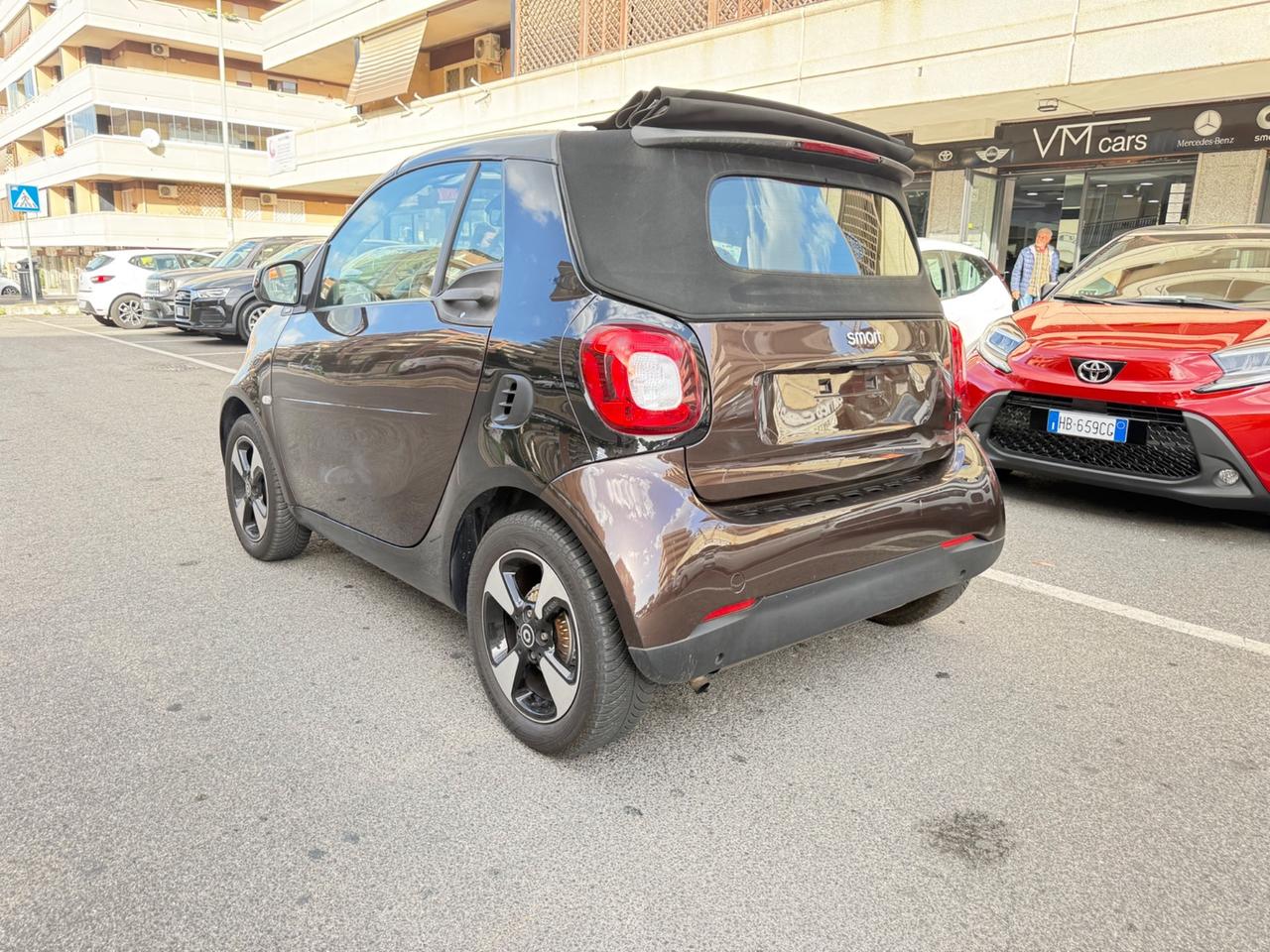Smart ForTwo 70 1.0 twinamic cabrio Perfect LED PDC BLUETOOTH CERCHI 16 PELLE SOLO 25000 KM