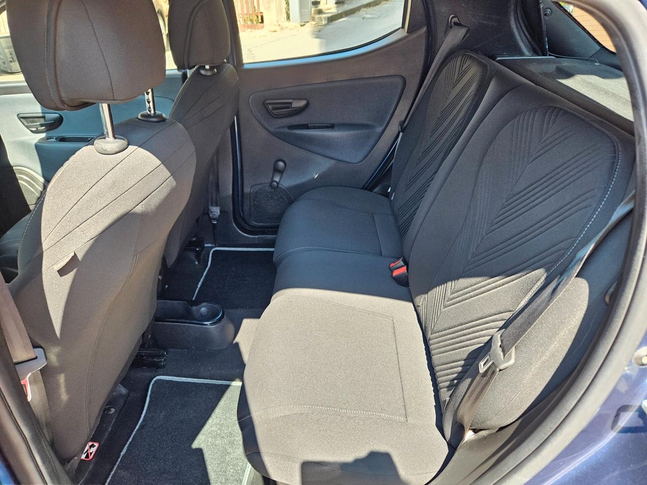 LANCIA YPSILON 1000 GOLD CHILOMERI CERTIFICATI