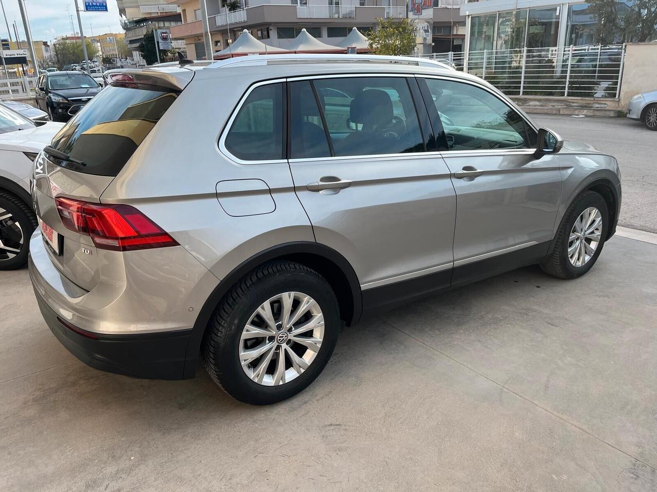 Volkswagen Tiguan 1.6 TDI SCR Business BlueMotion Technology