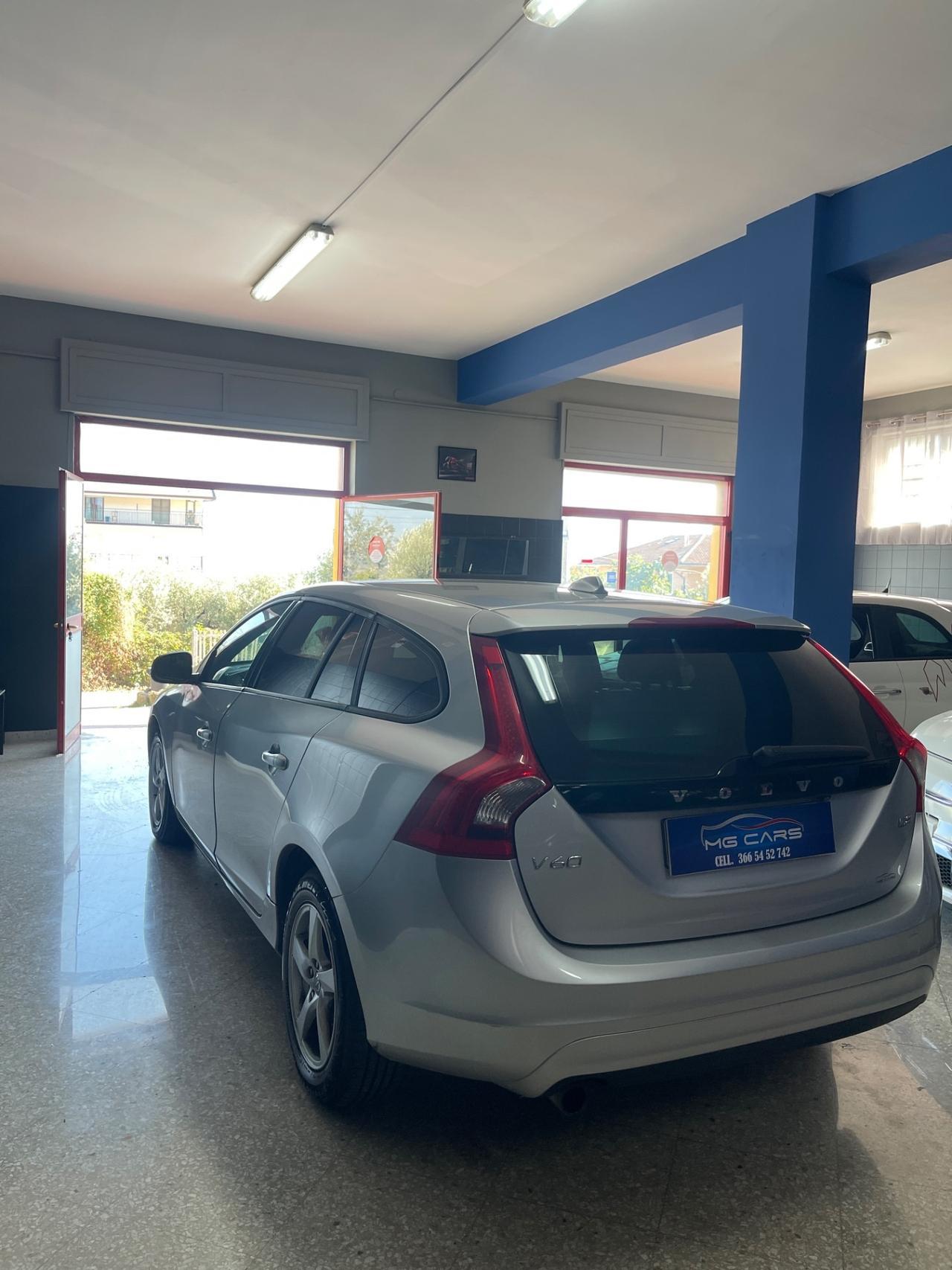 Volvo V60 D2 1.6 Kinetic