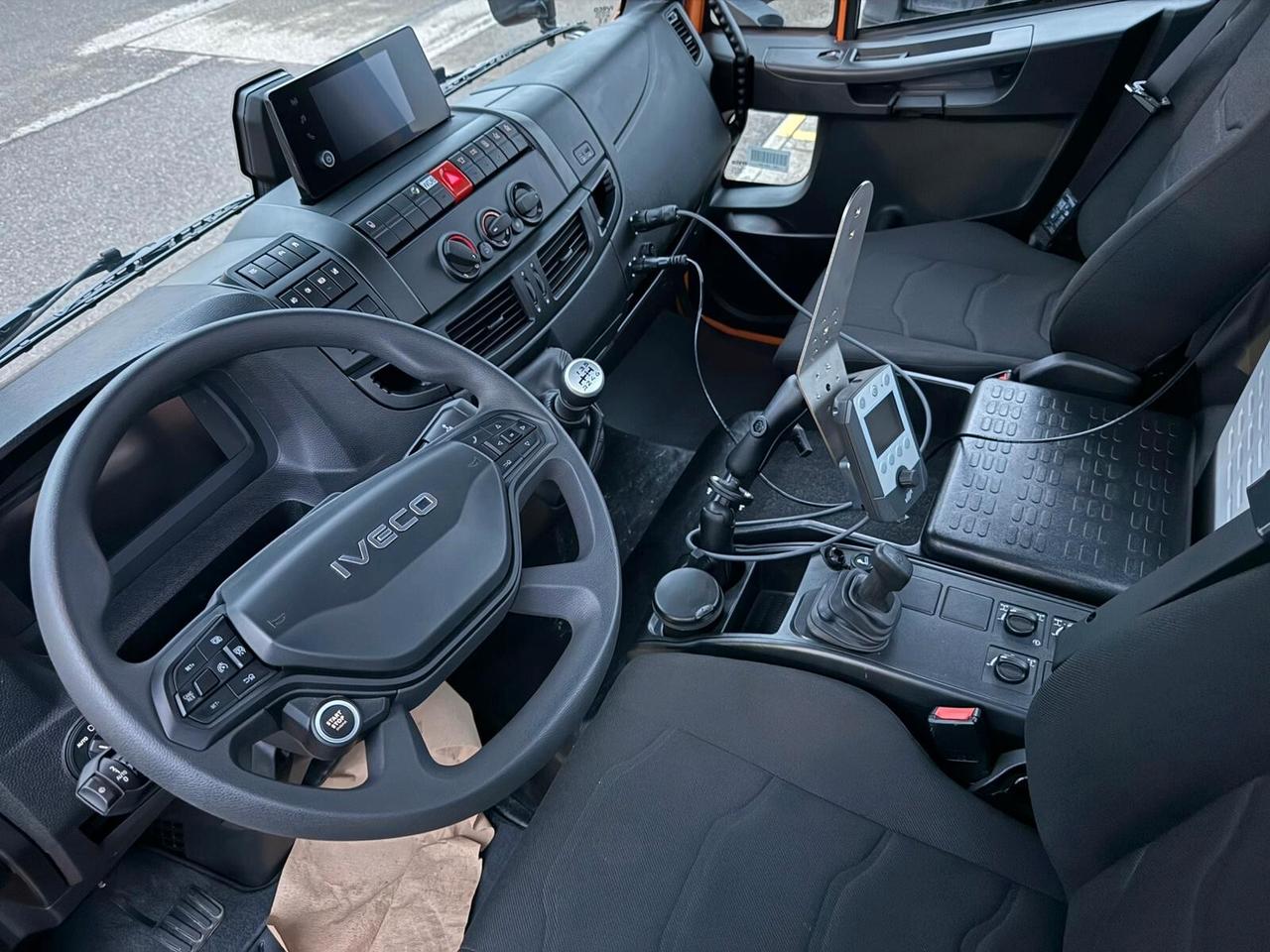 Iveco eurocargo 150E280 4x4 spazzaneve