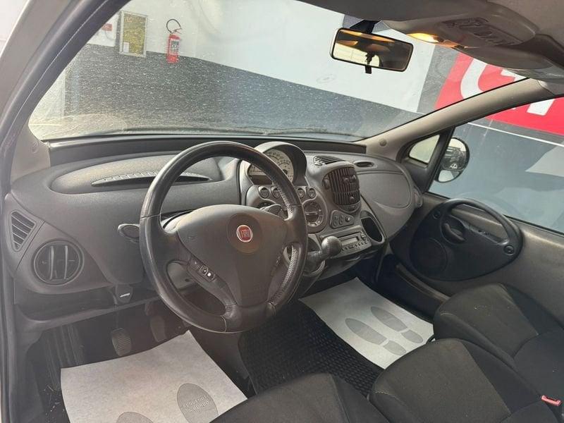 FIAT Multipla Multipla 1.6 16V Emotion