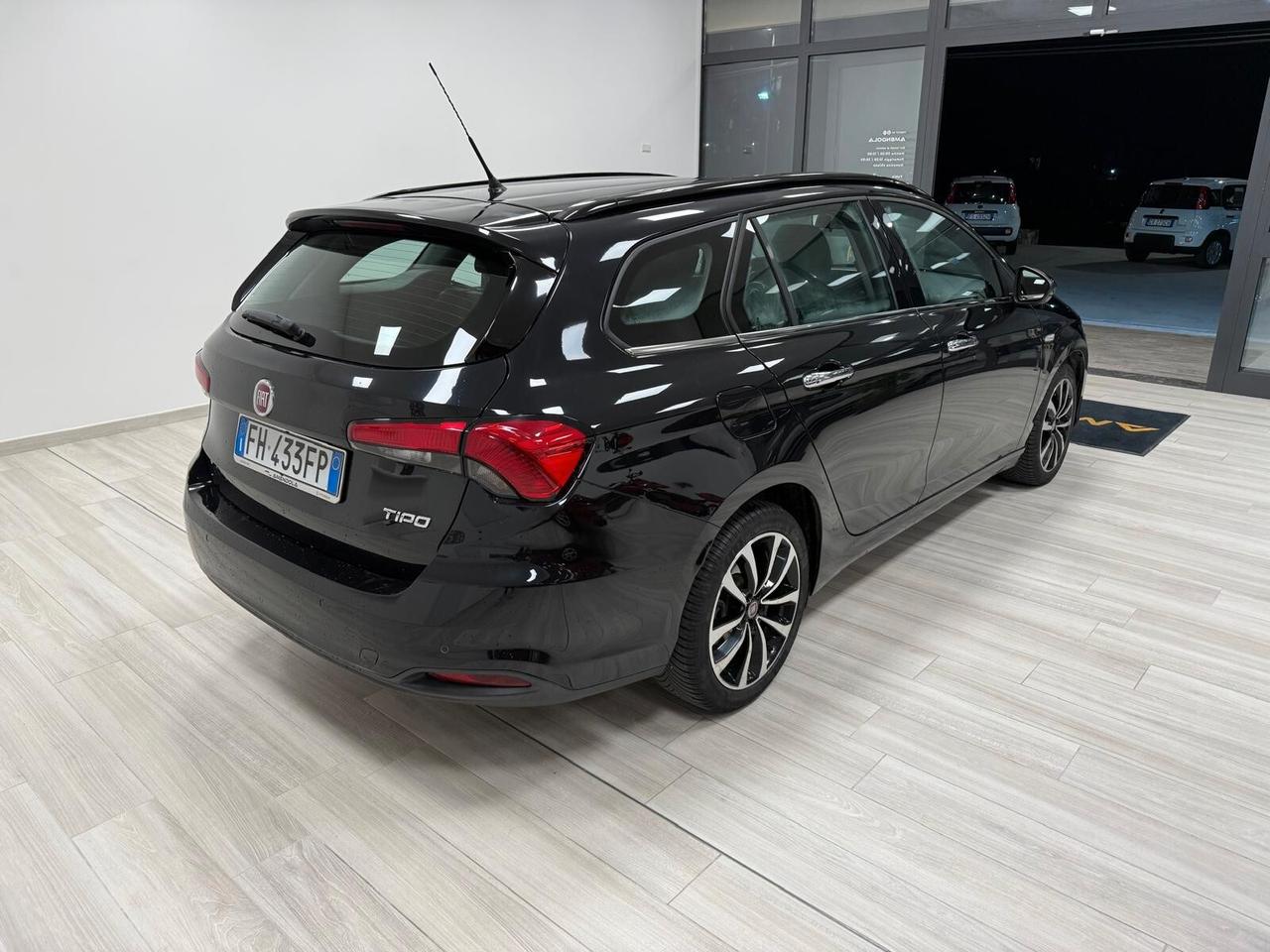 Fiat Tipo 1.6 Mjt S&S SW Lounge