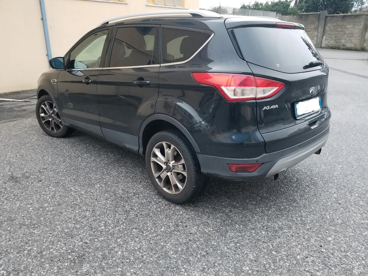 Ford Kuga 2.0 TDCI 140 CV 4WD Titanium