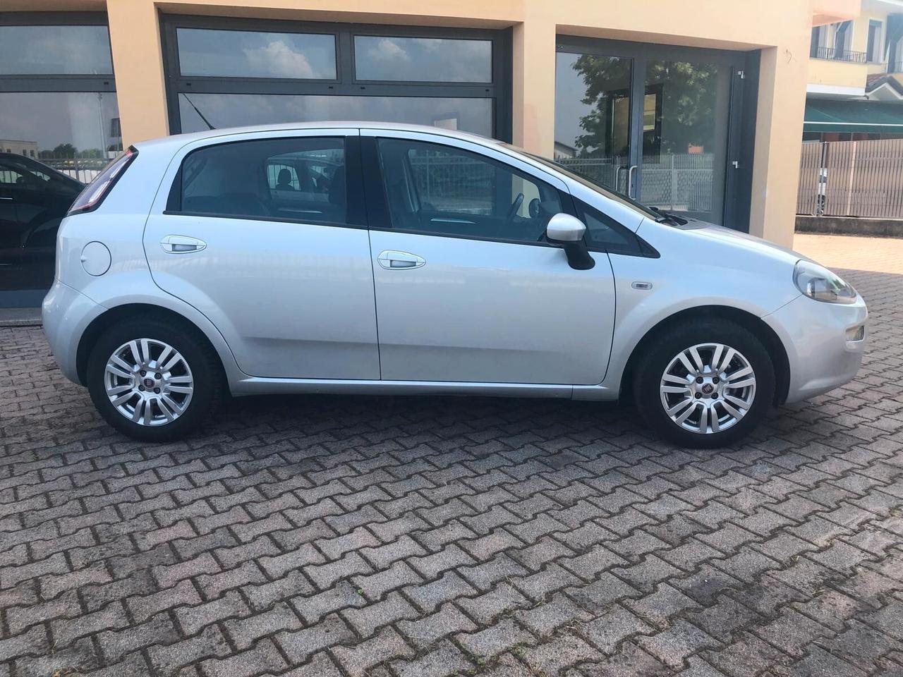 Fiat Punto 1.3 MJT II 75 CV 5 porte Lounge