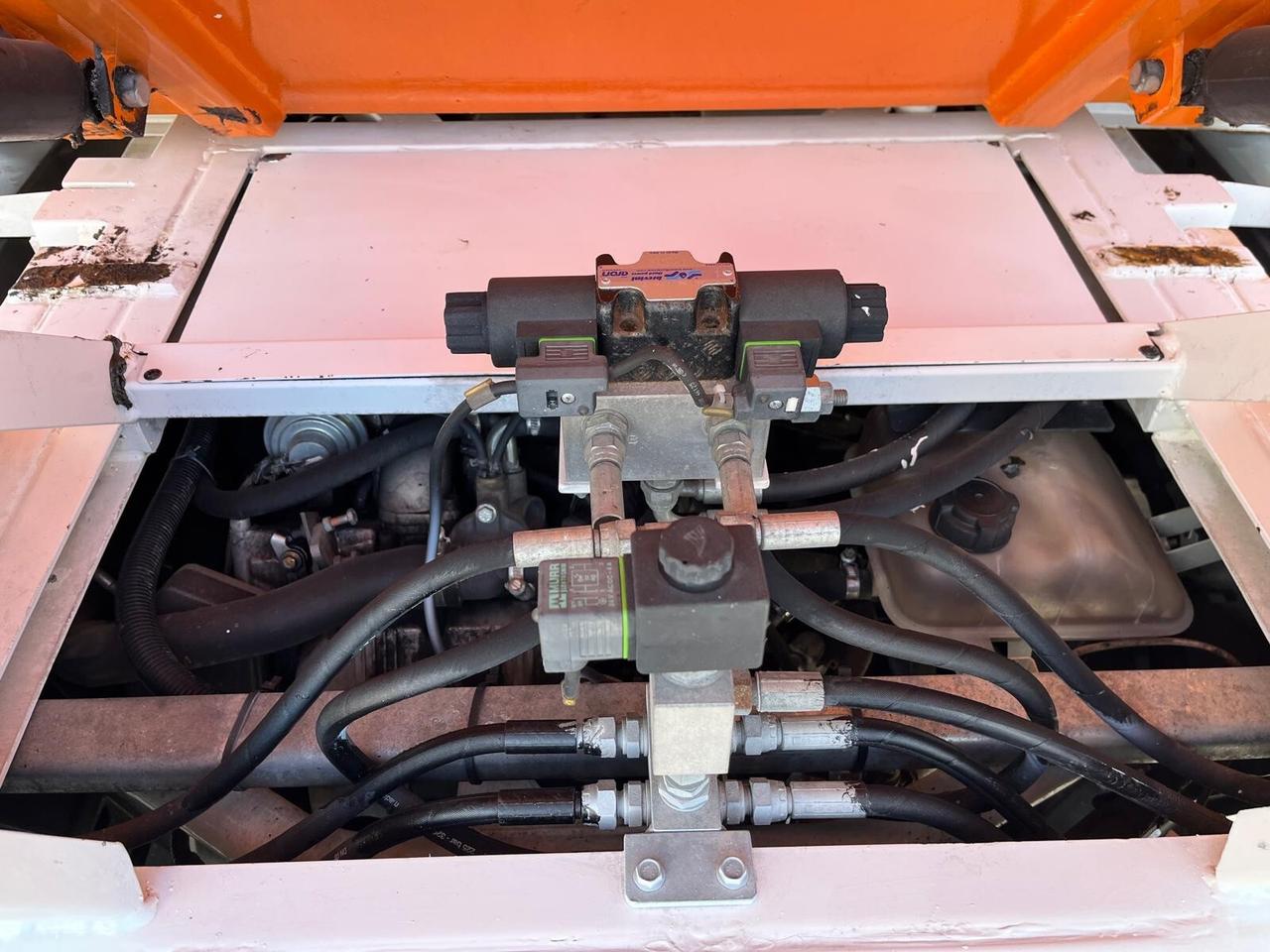 Piaggio quargo con vasca/rib.-700 cc- Diesel -2014