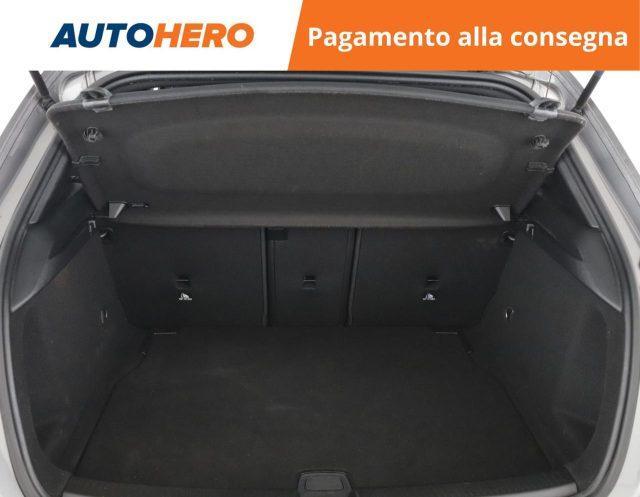 MERCEDES-BENZ A 180 Automatic Premium