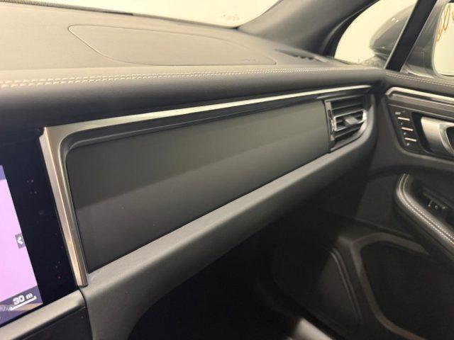 PORSCHE Macan III 2.0 T 265 CV IVA ESPOSTA
