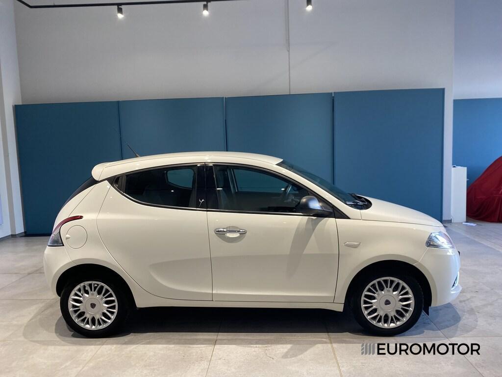 Lancia Ypsilon 5 Porte 1.2 Silver