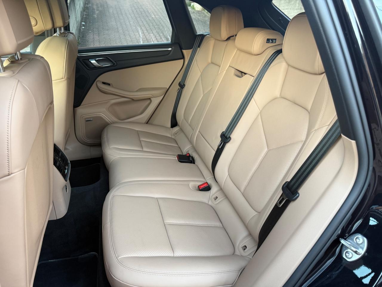 Porsche Macan 2.0 245cv pdk FULL - APPROVED!