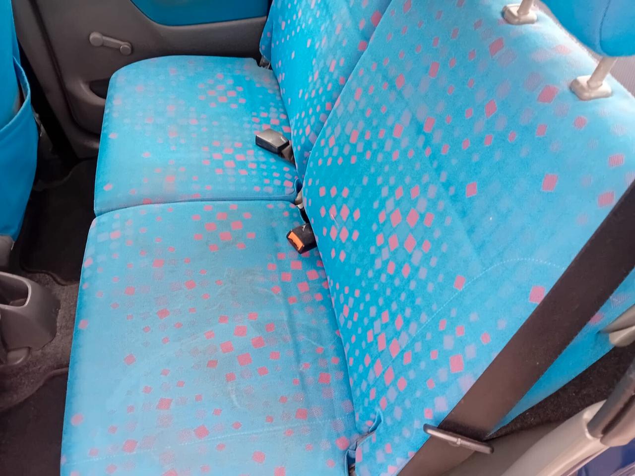 Opel Agila 1.2 16V Comfort