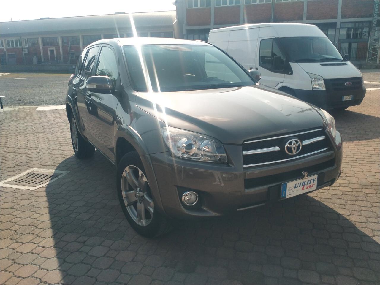 Toyota RAV 4 RAV4 Crossover 2.2 D-4D 150 CV DPF Luxury