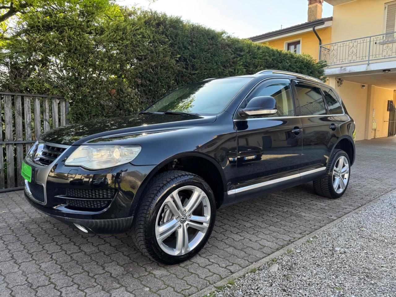 Volkswagen Touareg 3.0/240CV V6 TDI DPF tip. Executive