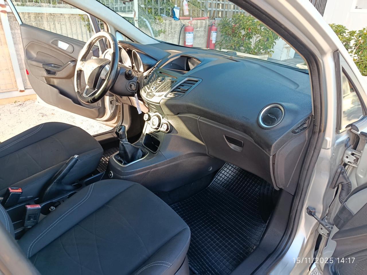 Ford Fiesta 1.4 5 porte Bz.- GPL