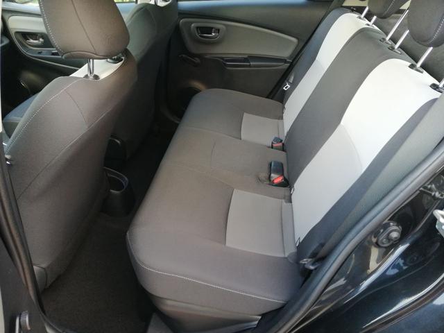 TOYOTA Yaris 1.5 Hybrid 5 porte Business