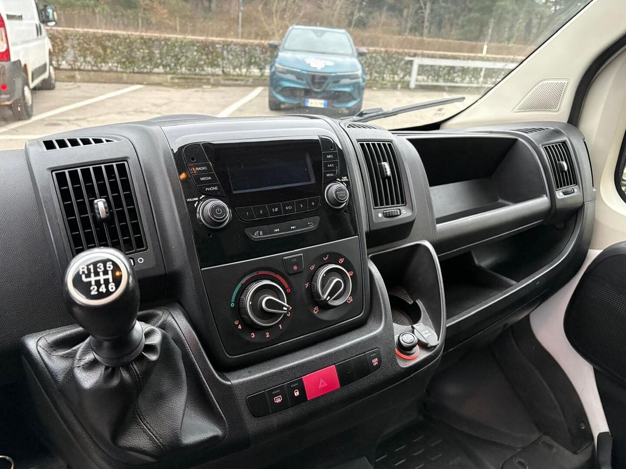 Peugeot Boxer III (II 2011) 335 2.2 bluehdi 140cv S&S L3H2