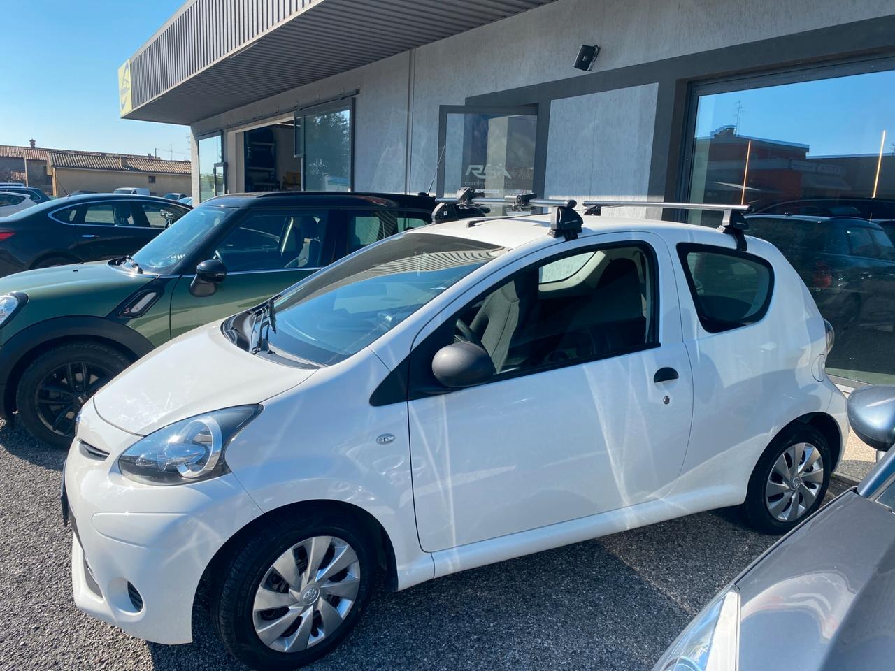 Toyota Aygo 1.0 12V VVT-i 3 porte Active Connect