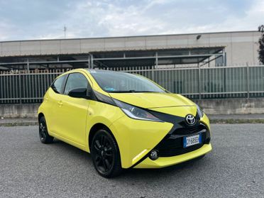 Toyota Aygo 1.0 BENZ SOLO 79K KM