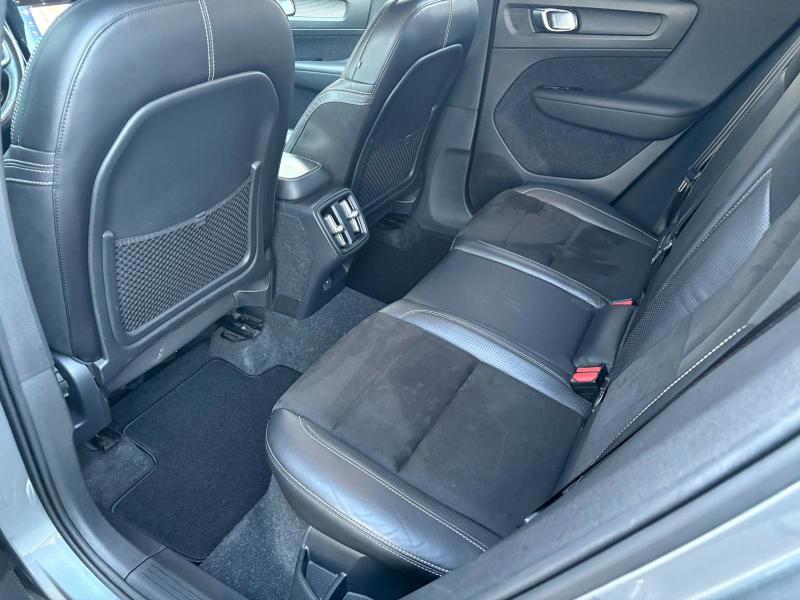 Volvo XC40 2.0 d3 150 CV R-design 4X4