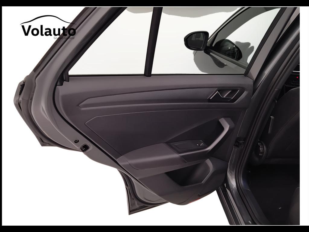 VOLKSWAGEN T-Roc 2022 - T-Roc 1.0 tsi R-Line 110cv