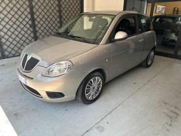 Lancia Ypsilon 1.4 Platino Ecochic GPL