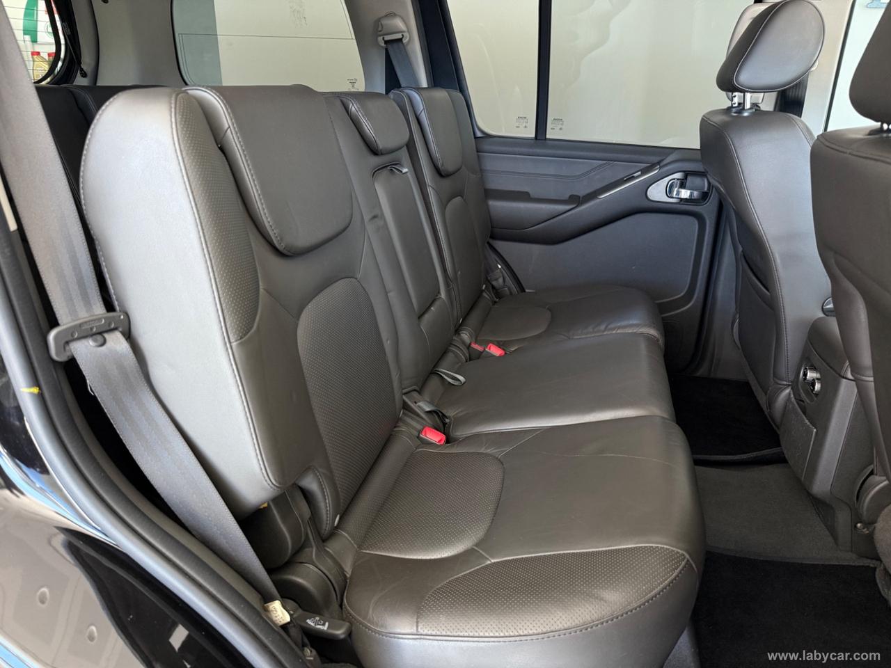 NISSAN Pathfinder 2.5 dCi LE