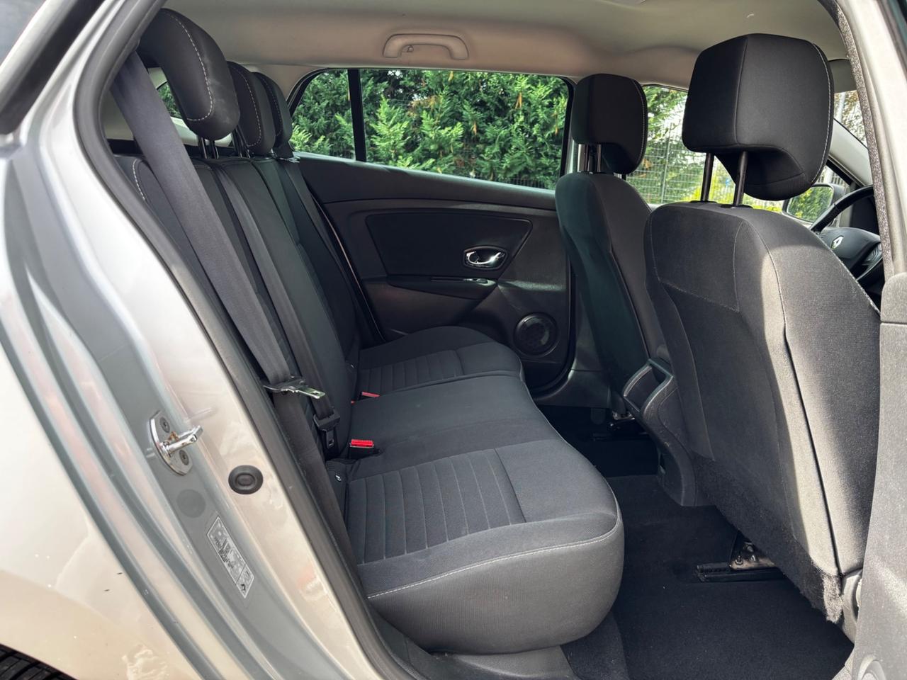 Renault Mégane 1.5 dCi 110CV UNI PRO, GARANZIA