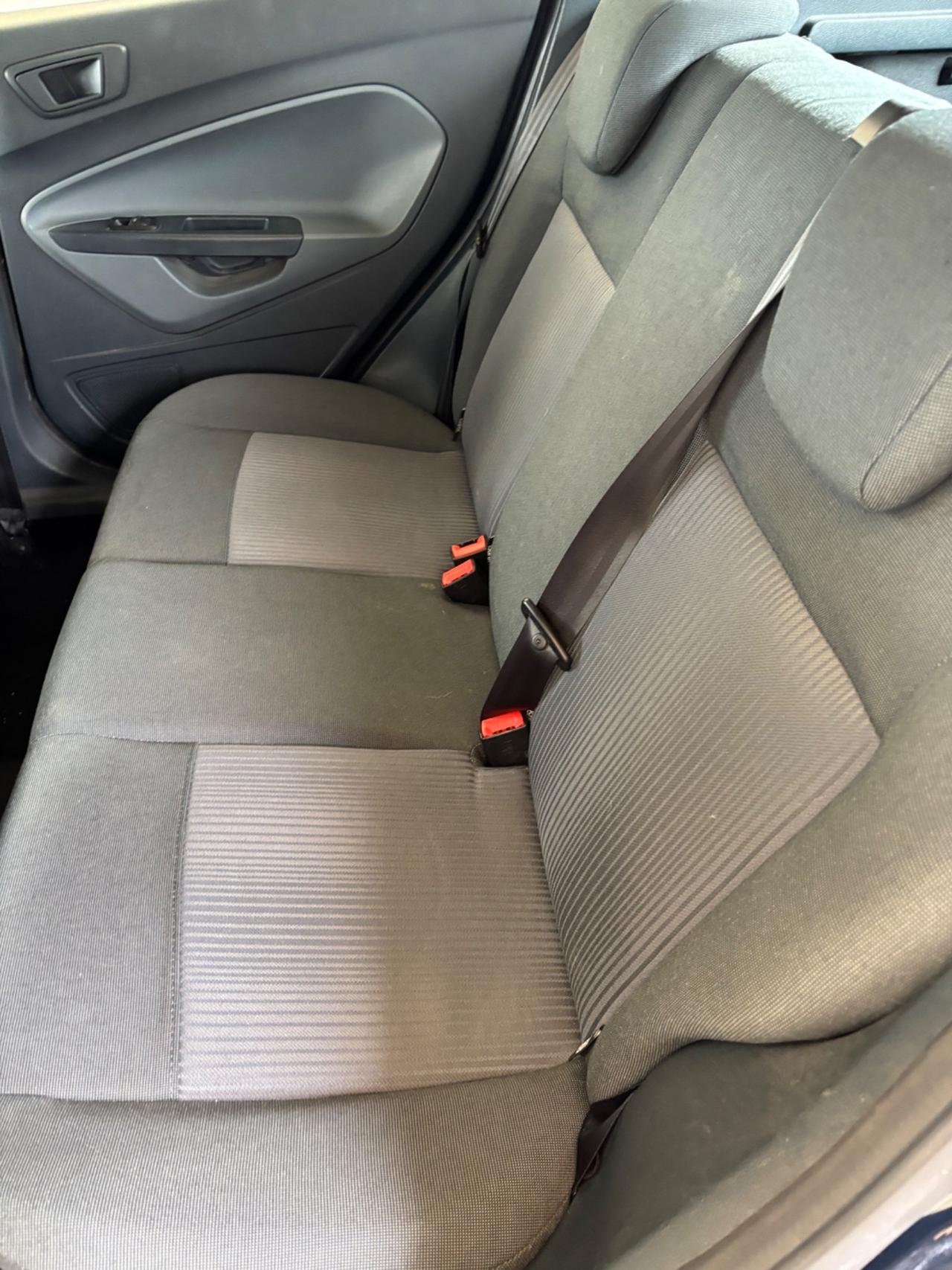 Ford Fiesta Fiesta 1.2 82CV 5 porte neo patentati