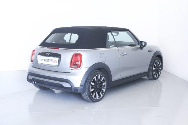 MINI Cabrio 1.5 Cooper Premium Plus Cabrio HEAD-UP DISPLAY