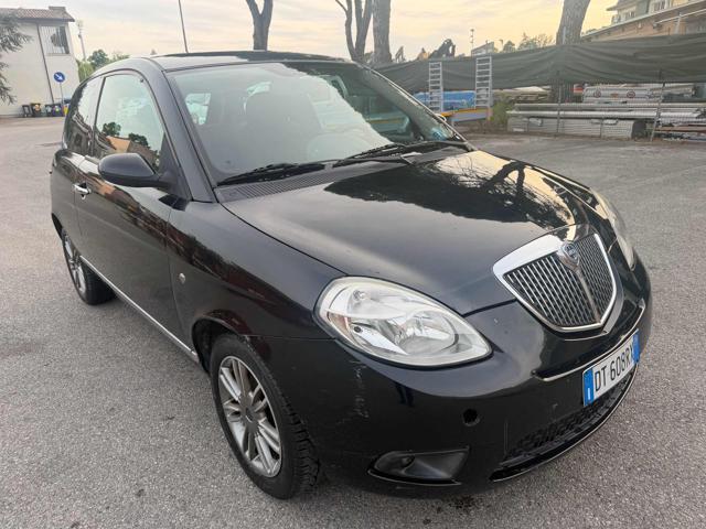 LANCIA Ypsilon 1.2 Versus senza nessun lavoro da fare