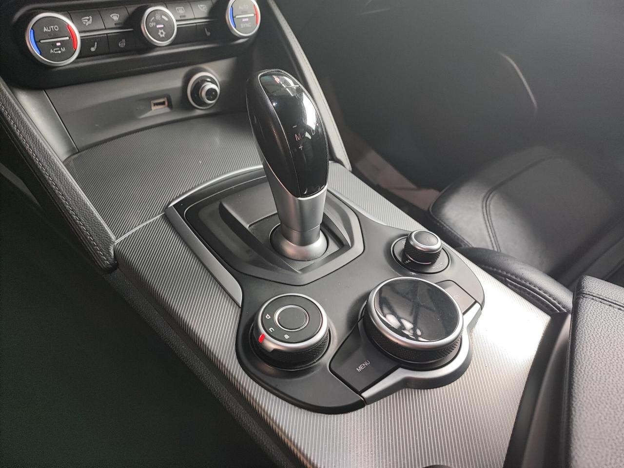 Alfa Romeo Stelvio 2.2 Turbodiesel 210 CV AT8 Q4 Super