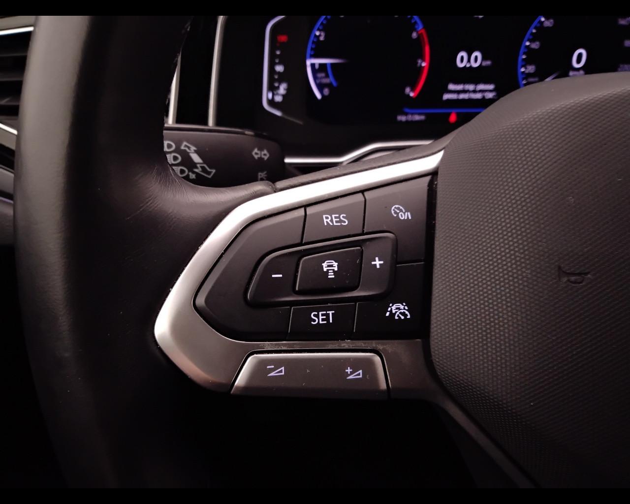 VOLKSWAGEN Taigo - Taigo 1.0 tsi R-Line 115cv