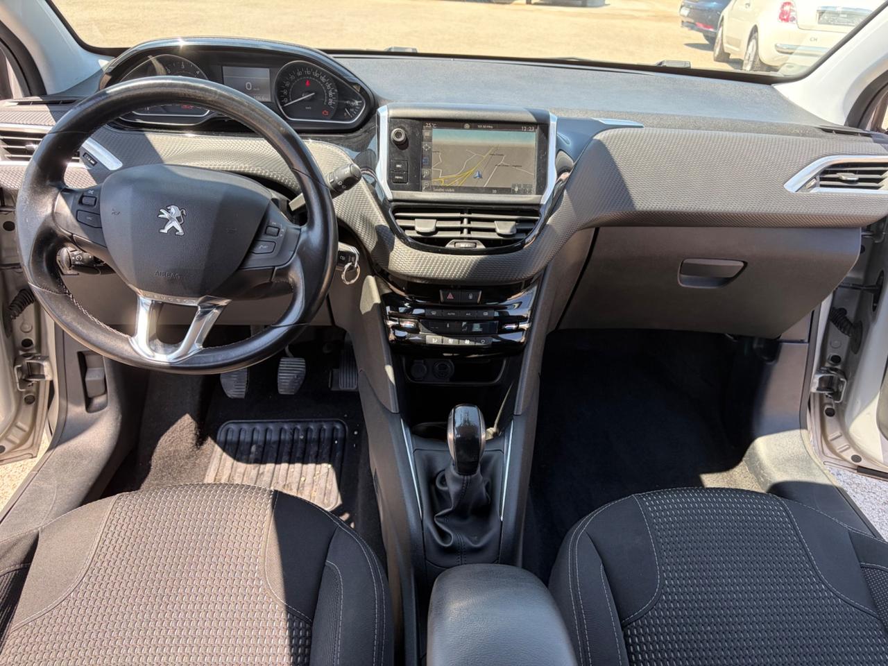 Peugeot 208 BlueHDi 75 5 porte Allure