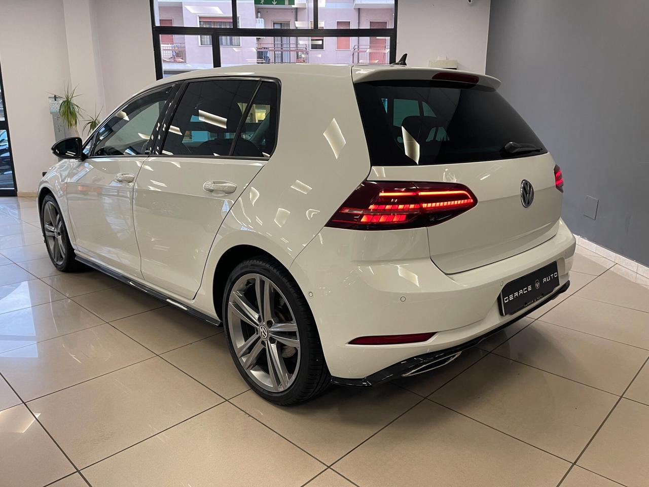 Volkswagen Golf 1.6 TDI 115cv IQ.Drive