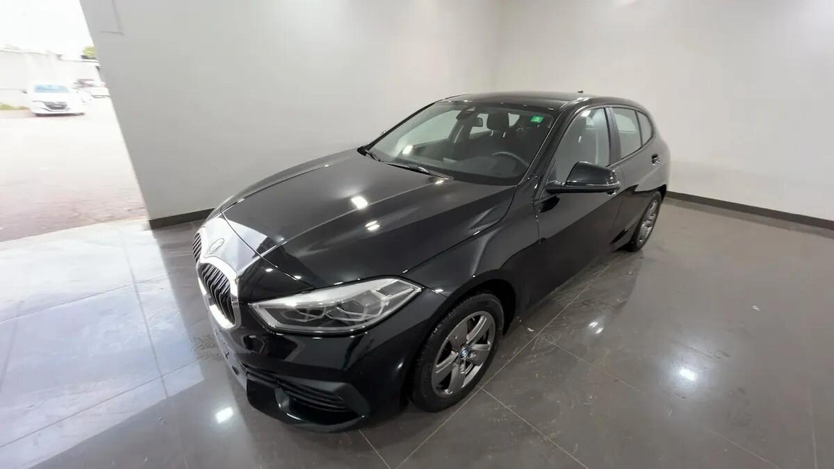 Bmw 116 116d 5p. Advantage